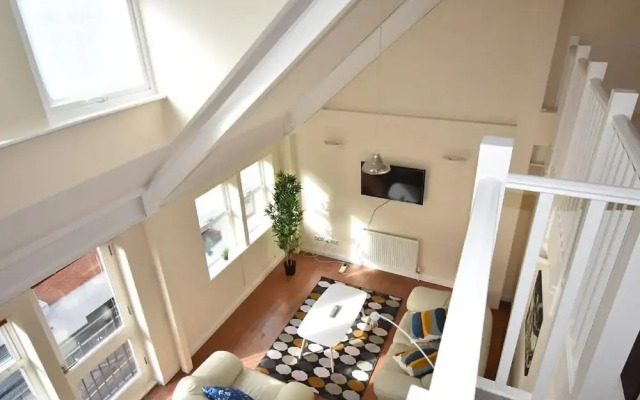 Historic Holiday Home in Sheffield near Town Center