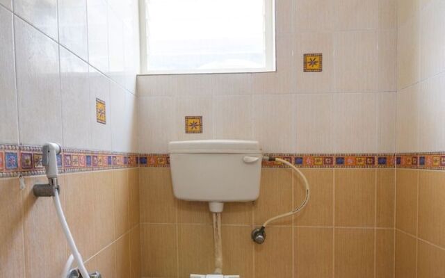 OYO 16123 Chandana Deluxe