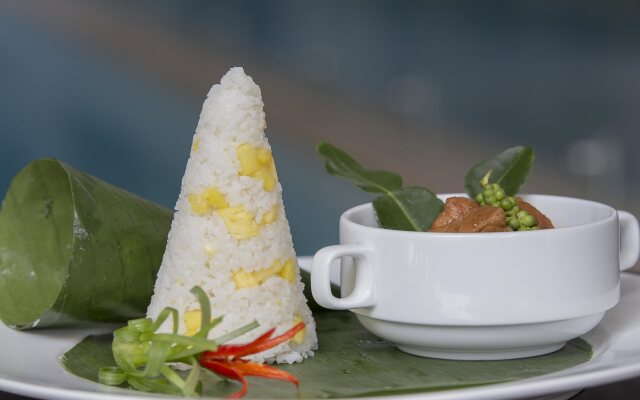 Solitaire Damnak Villa Hotel