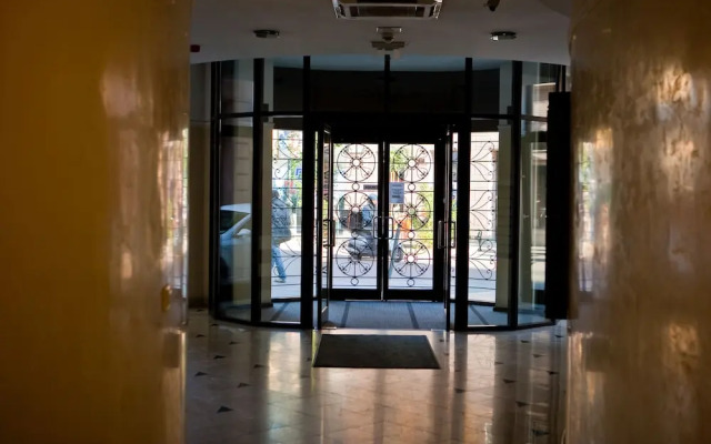 Town Hall Apart-hotel