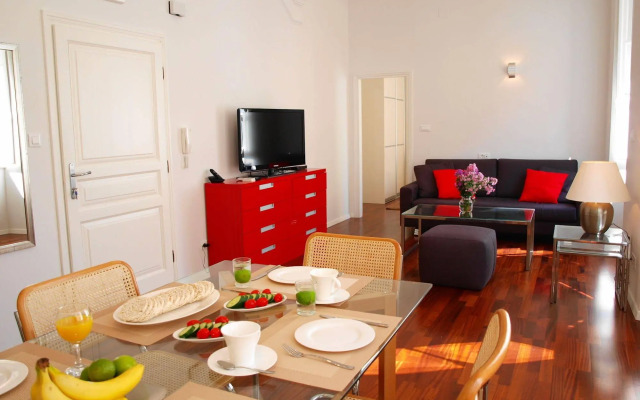 MirÓ Studio Apartments