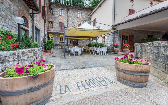 Loro 2 With Shared Pool And Tennis
