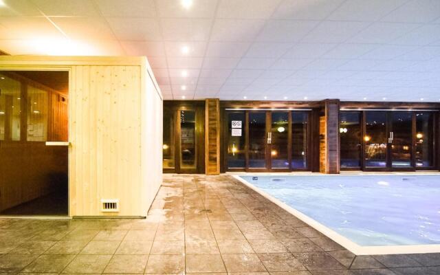 Penthouse 3-bedroom apartment, mountain views, large terrasse, piste access