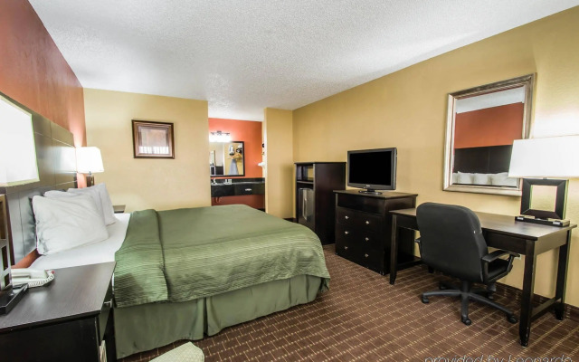 Quality Inn near Blue Spring