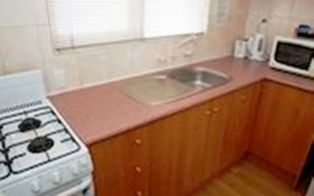 Burswood Lodge Motel Apartments