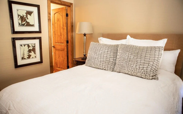 4 Vail Trails Chalet - 2 Br Condo