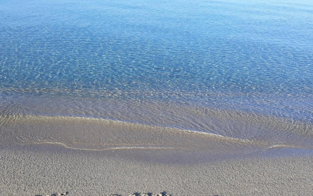 Birikos Hotel & Suites