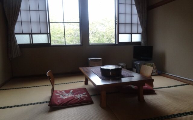 Shinyu Onsen Kurikomaso