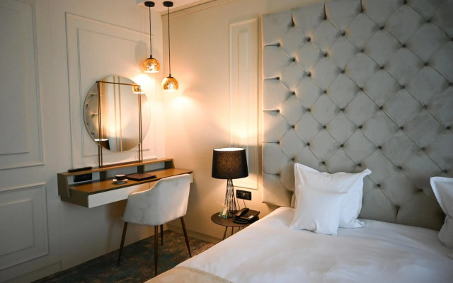 Aleksandar Palace Hotel & Spa
