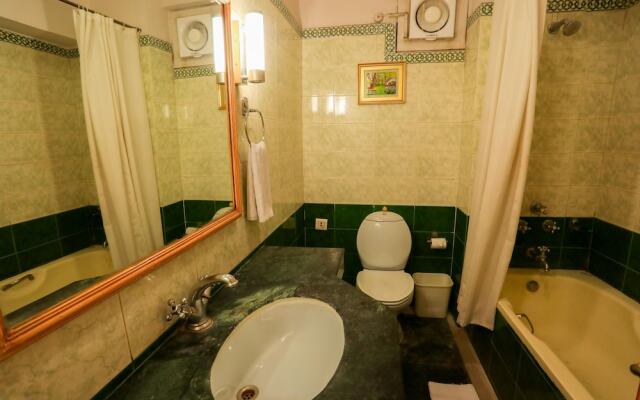 Hotel Classic Residency