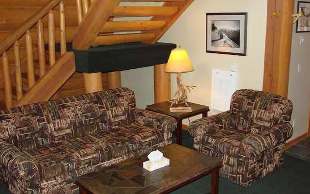 Chancellor Peak Chalets