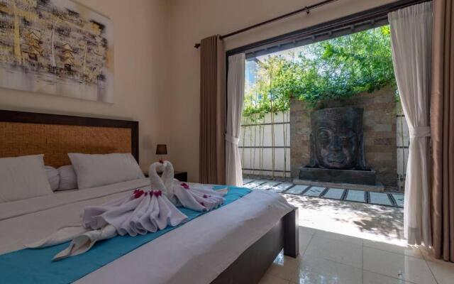 Villa Lovina Beach 1