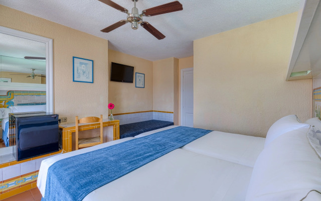 Playavera Hotel - Naturist Friendly