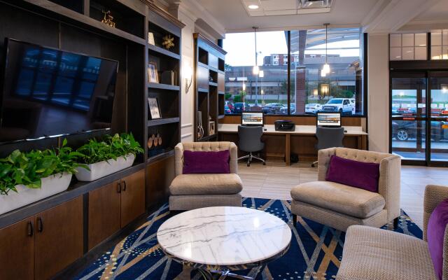 DoubleTree by Hilton Downtown Concord