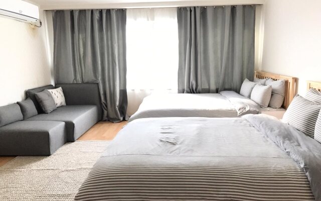 Red Stone Guest House