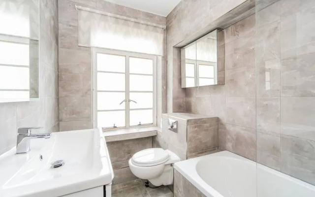 Luxury Baker Street Apartment