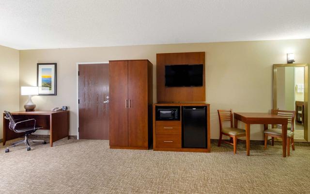 Comfort Suites Abingdon I-81