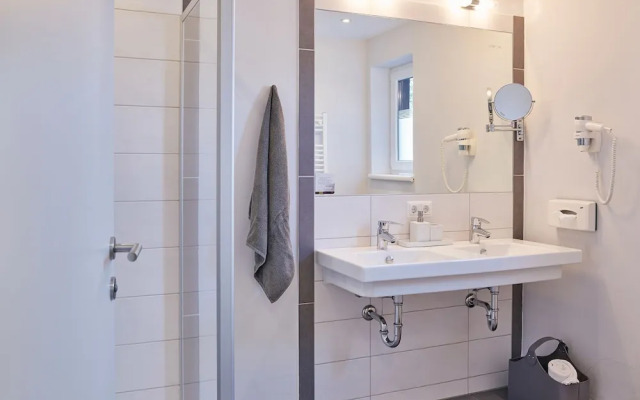 ARX Hotel & Restaurant