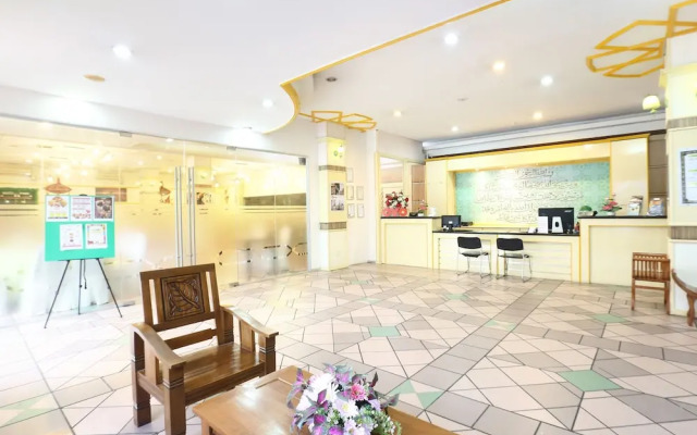 OYO 89489 Al Ansar Hotel