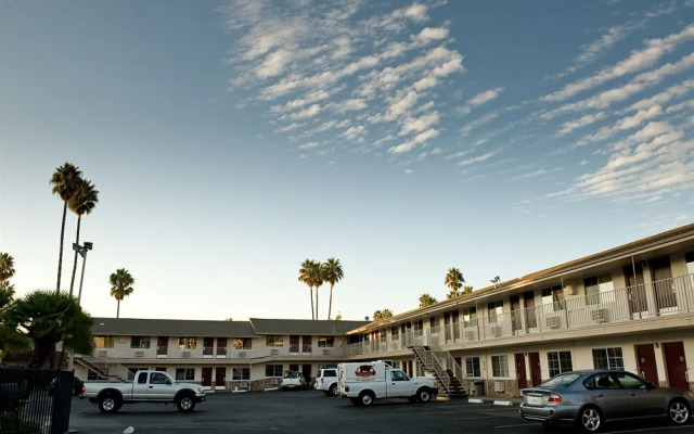 San Jose Airport Inn