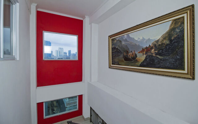 RedDoorz Plus @ Guntur Raya Setiabudi