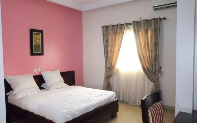 Hotel Vallee Des Rois