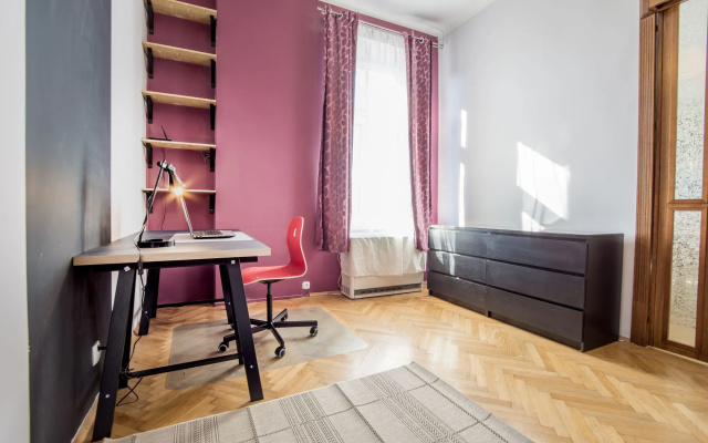 Platinum Aparthotel