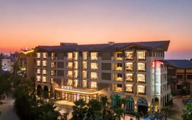 Radisson RED Beihai Weizhou Island