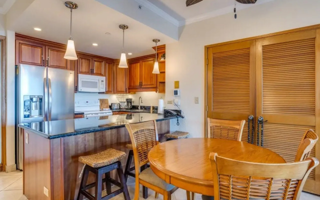 Kaanapali Shores #159 2 Bedroom Condo by RedAwning