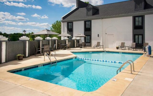 Courtyard by Marriott Winston-Salem University