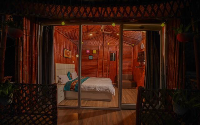 Kainaat A Riverside Homestay