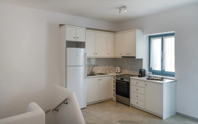 Beachside 2 bedroom Cottage