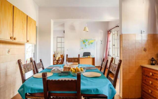 Rena's Hospitality walk to the beach,10min to Chania!