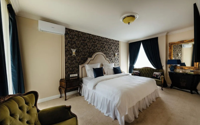 Ateneea Luxury Rooms