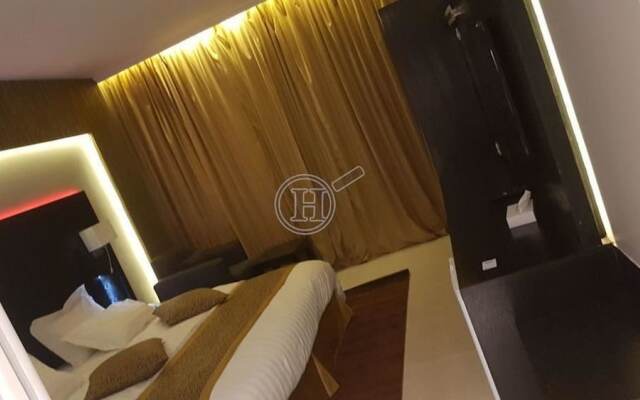 Al-Hariri Suites