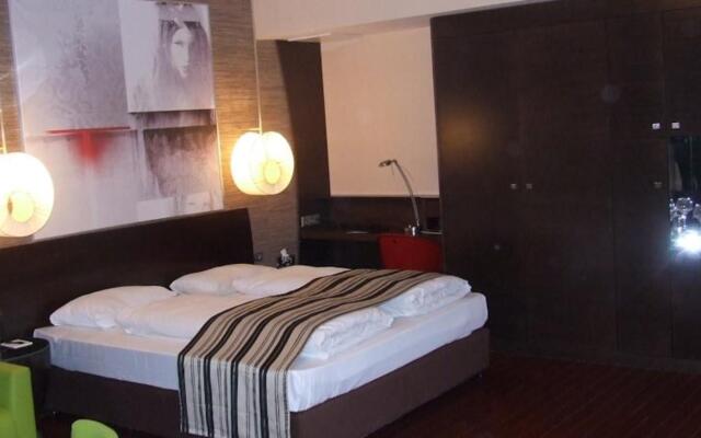 The Honest Budapest by Chic & Basic