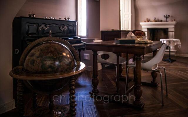 La Dimora del Falconiere - Luxury Suites