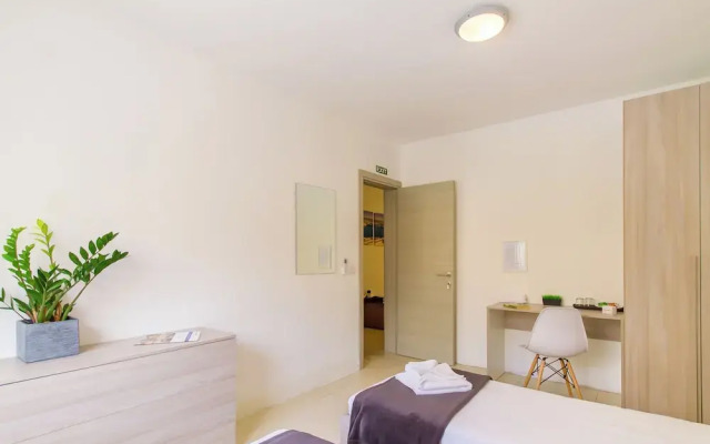 Villa Swieqi with shared room nb1