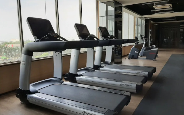 Best and Restful Studio Apartment Springwood Residence Tangerang