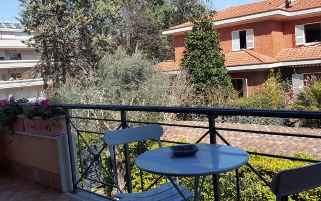 Aurelia Garden Gold Bed & Breakfast