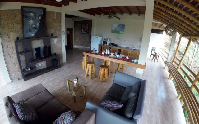Punta Hills Montanita