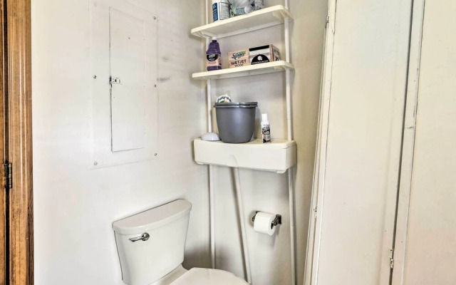 Lakeside Happiness: Home on Lake Moultrie!