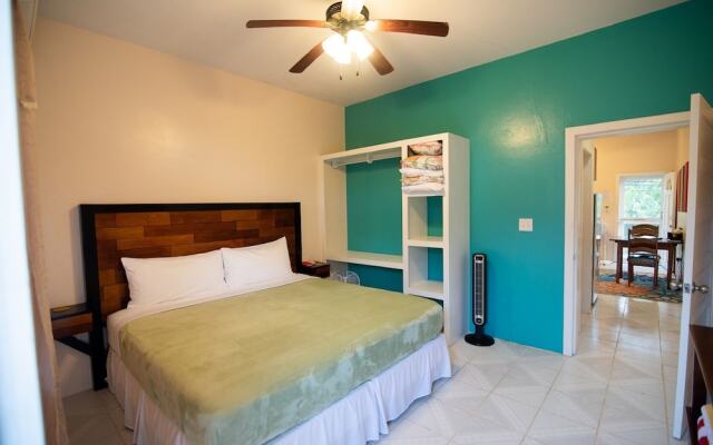 Sea Pearl Vacation Suites