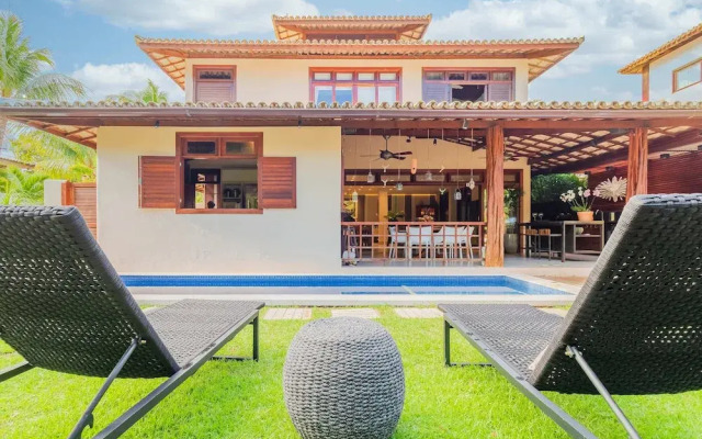 PF41 House 6 Bedrooms 300m from the Sea