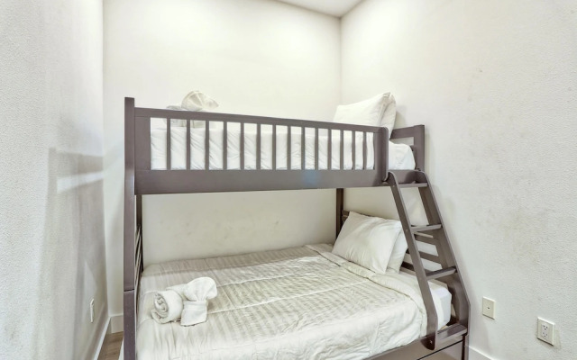 The Harbor Condo 308 - Premier