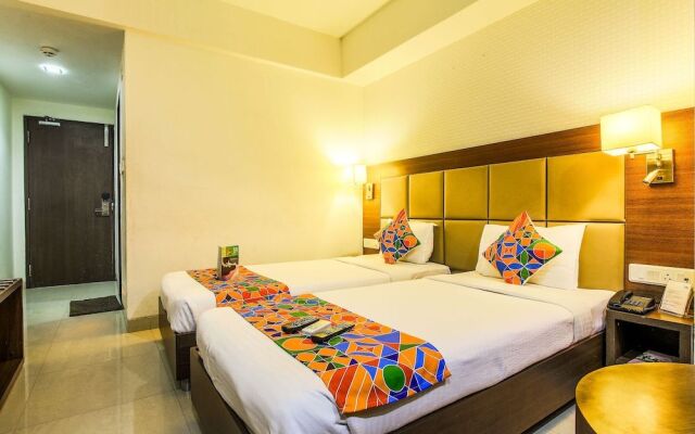 FabHotel The Pinnacle