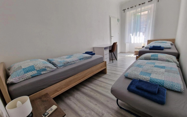 Secret Garden Apartment