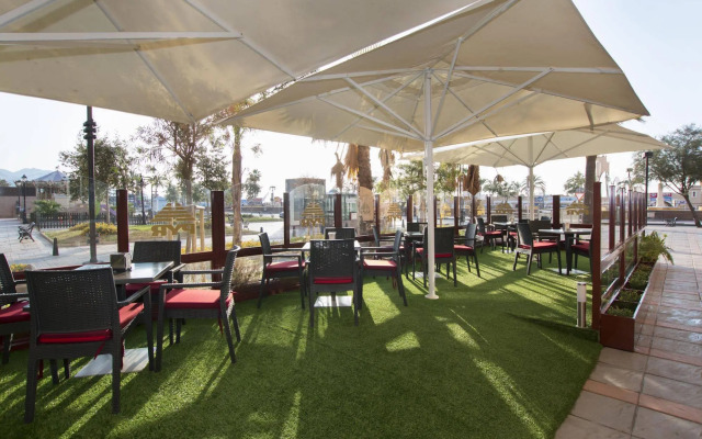 Aparthotel PYR Fuengirola