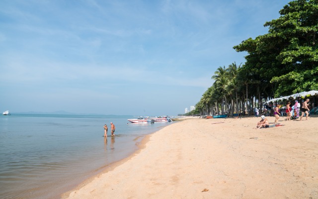 Grand Jomtien Palace Hotel