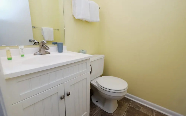 Pelican Landing 125 3 Bedroom Condo